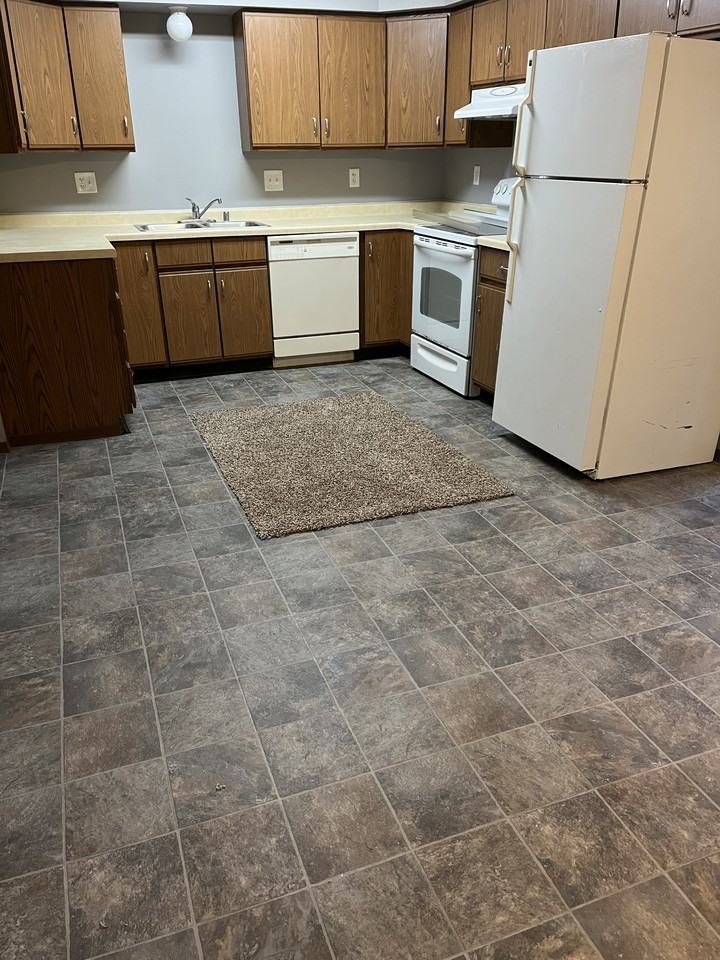 307 E Green Meadow Dr #NA - Photo 4 of 8