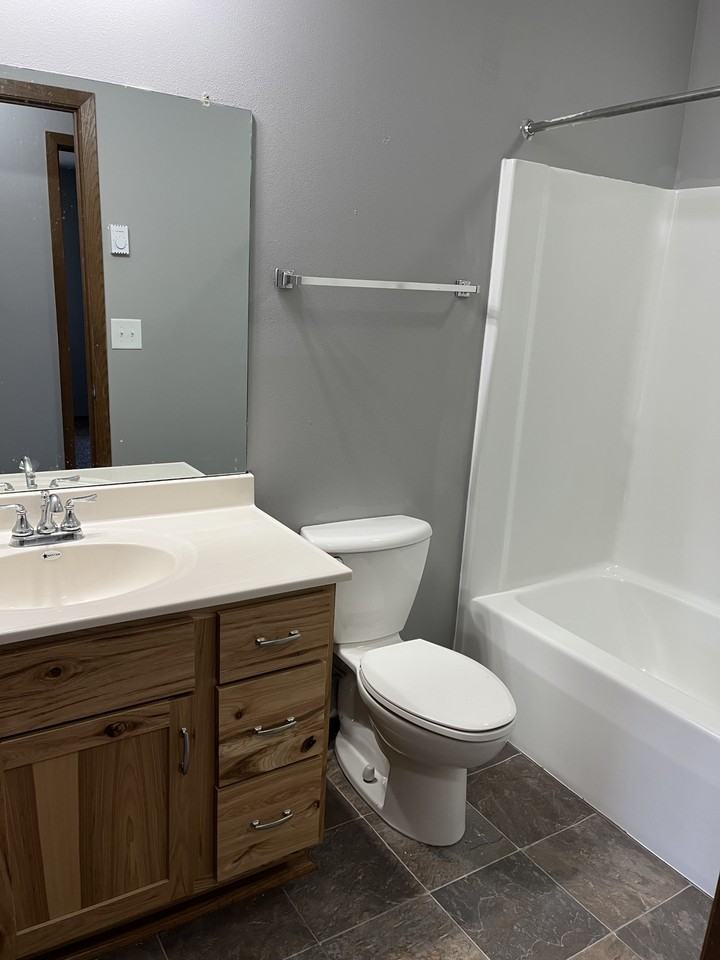307 E Green Meadow Dr #NA - Photo 5 of 8