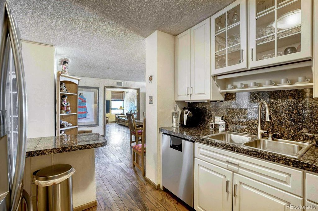 1020 15th Street #36E - Photo 7 of 26