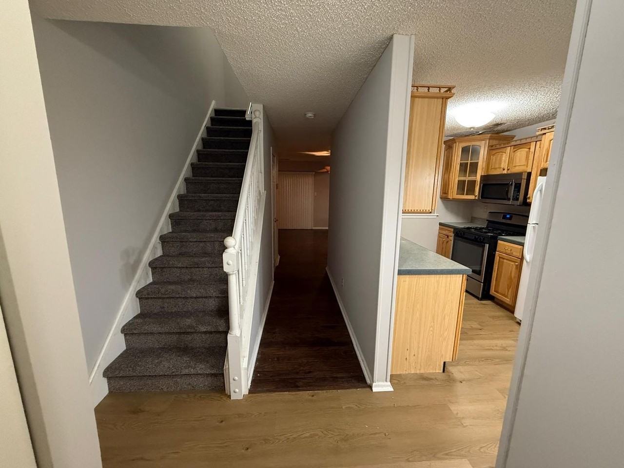 107 Covered Bridge Ct - Photo 2 of 20