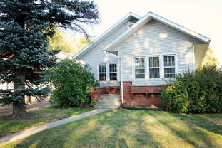 913 3rd St Se - Photo 1 of 1