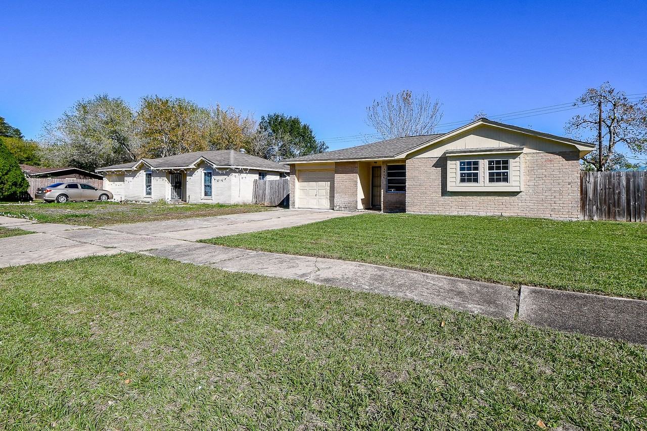 4926 Ridgestone St - Photo 2 of 33