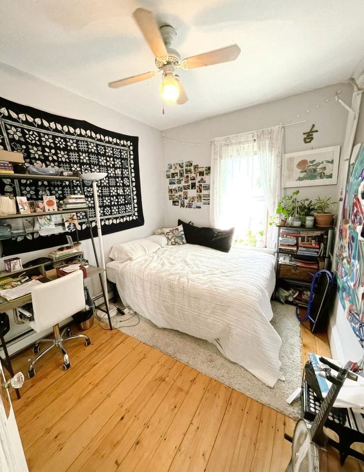 54 Calumet St - Photo 4 of 6