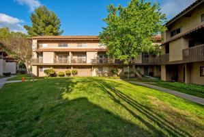 featured image of 450 E Wilbur Rd