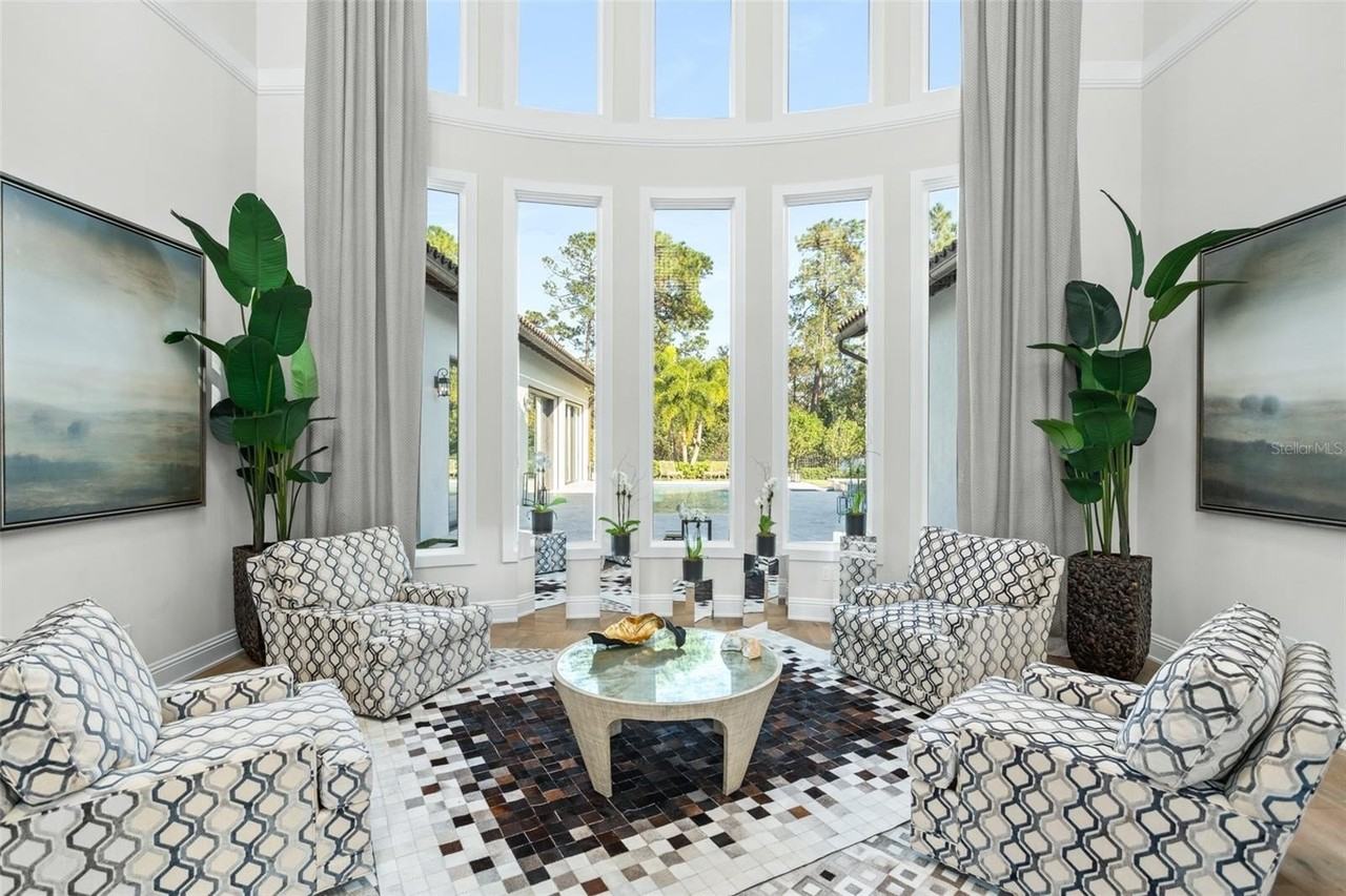 10331 Los Feliz Dr - Photo 5 of 50