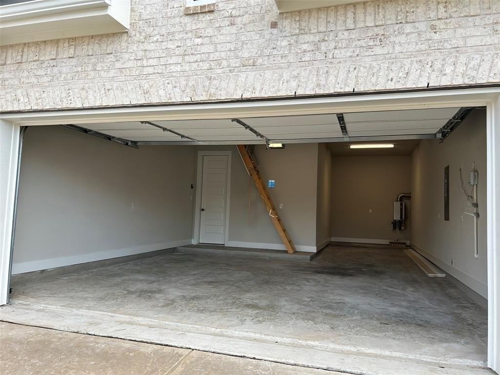 2325 Plumeria Lane - Photo 2 of 20