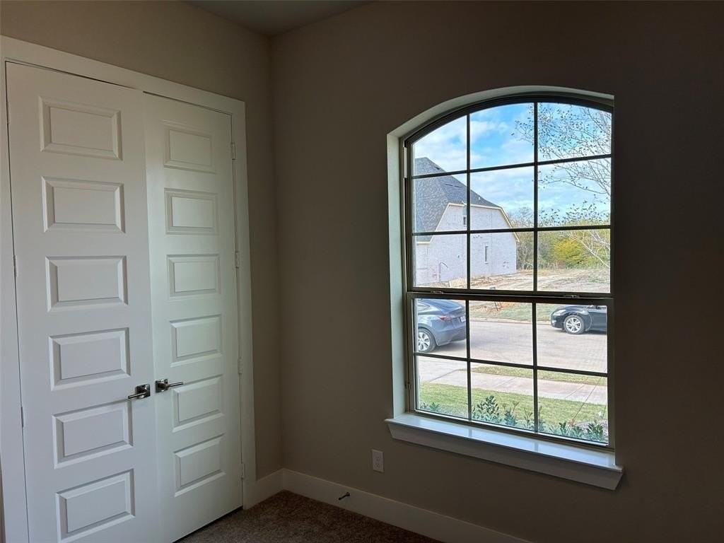 2325 Plumeria Lane - Photo 4 of 20