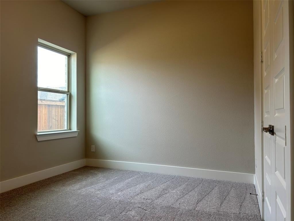 2325 Plumeria Lane - Photo 5 of 20