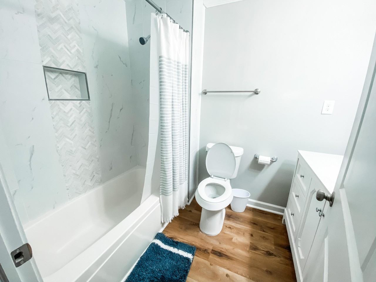 Ravenwood Dr - Photo 2 of 10