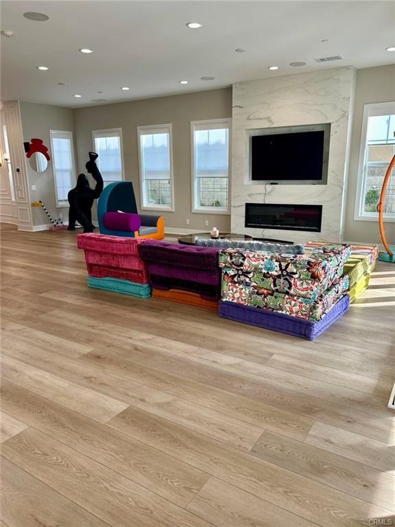 1676 Sonora Creek Ln - Photo 2 of 8