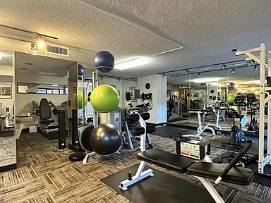 1020 15th Street #3G - Photo 7 of 14