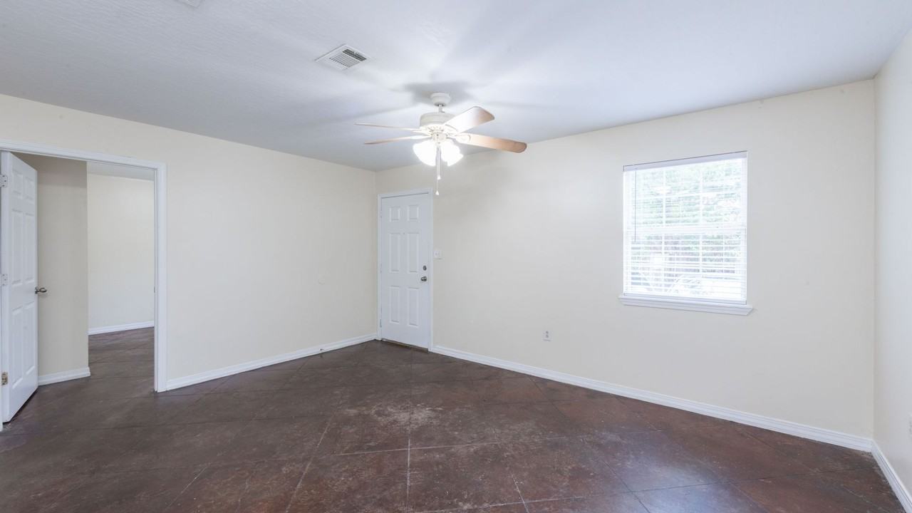 The Grande at Hub City - Photo 6 of 10