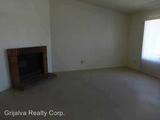 2601 W Vereda Roja - Photo 2 of 11