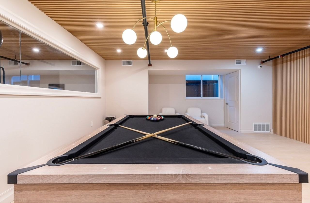 1502 Flats - Photo 3 of 32