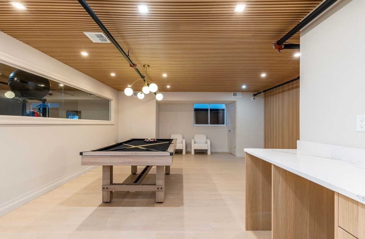 1502 Flats - Photo 2 of 32