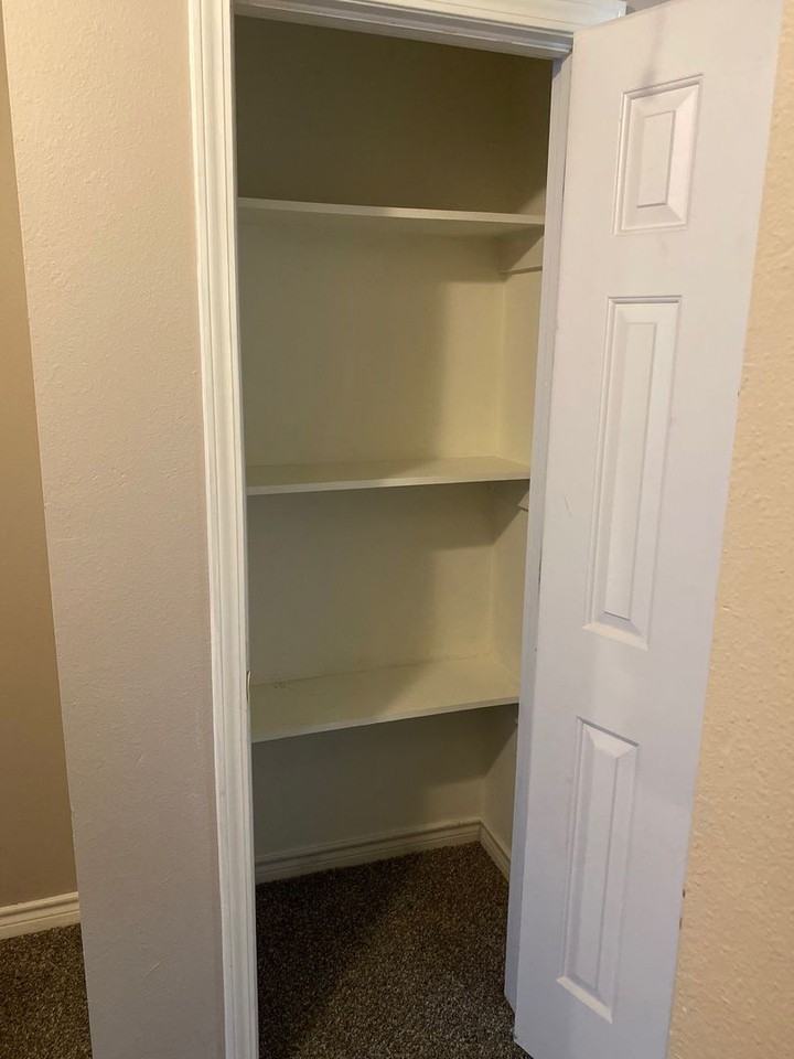 La Place Avenue H - Photo 6 of 50