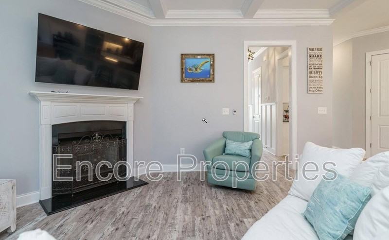 2033 Amy Grace Ct - Photo 2 of 13