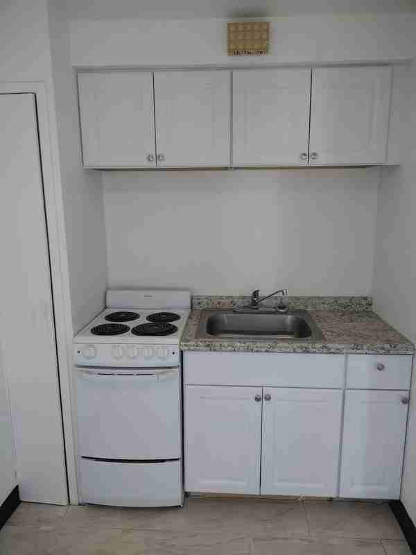 2599 61st Ave - Photo 3 of 8