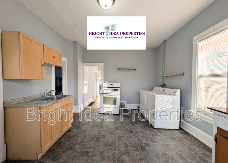 2612 29th Ave S - Photo 5 of 8