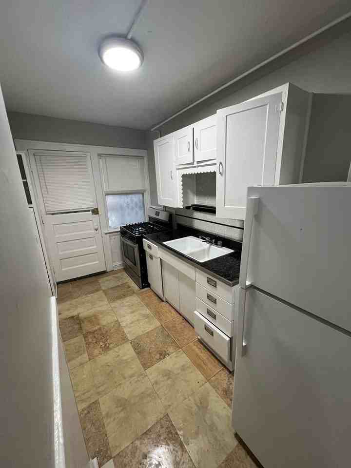 2772 Lancashire - Photo 3 of 15