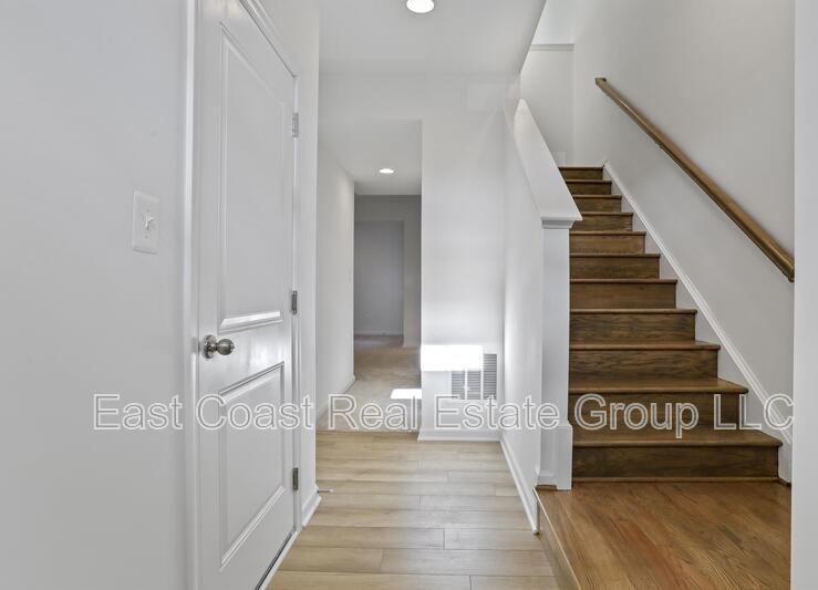 204 Husky Trl - Photo 6 of 39