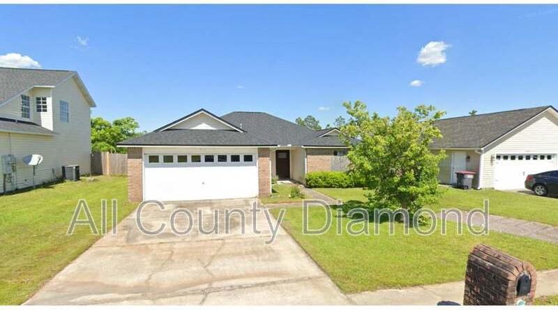 518 J H Crews Cir - Photo 2 of 13