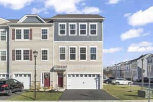 featured image of 2 Verona Ln