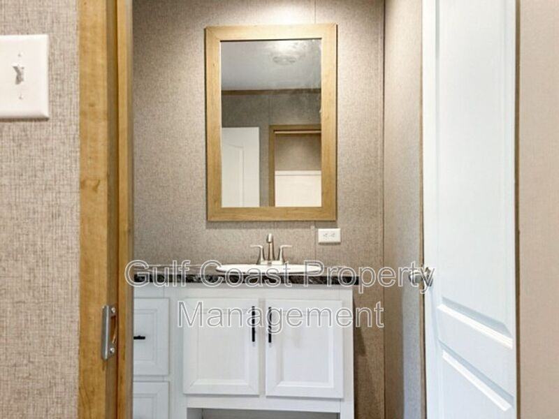 6293 Gewant Blvd - Photo 7 of 28