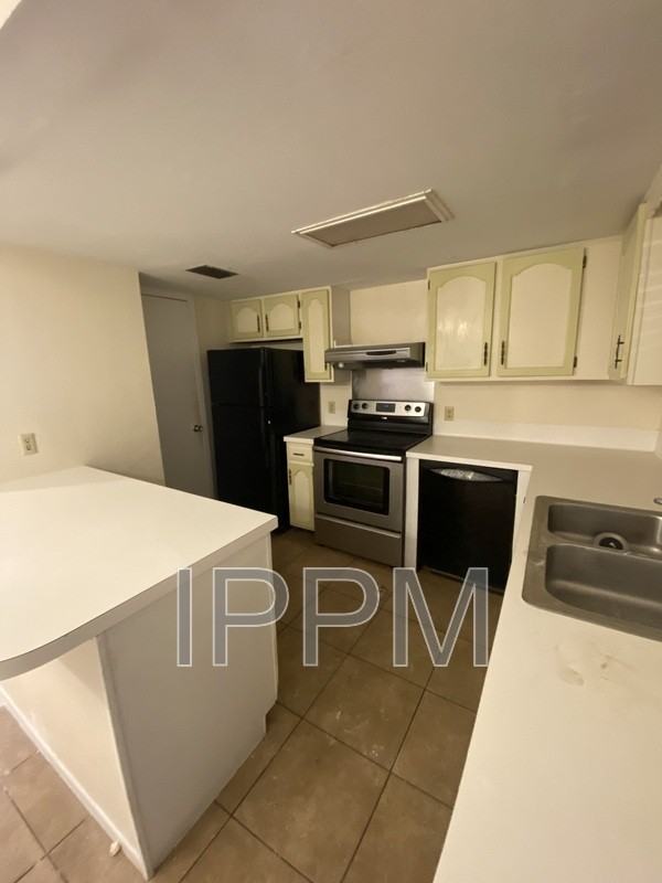 2402 S Ed Carey Dr #24 - Photo 2 of 4