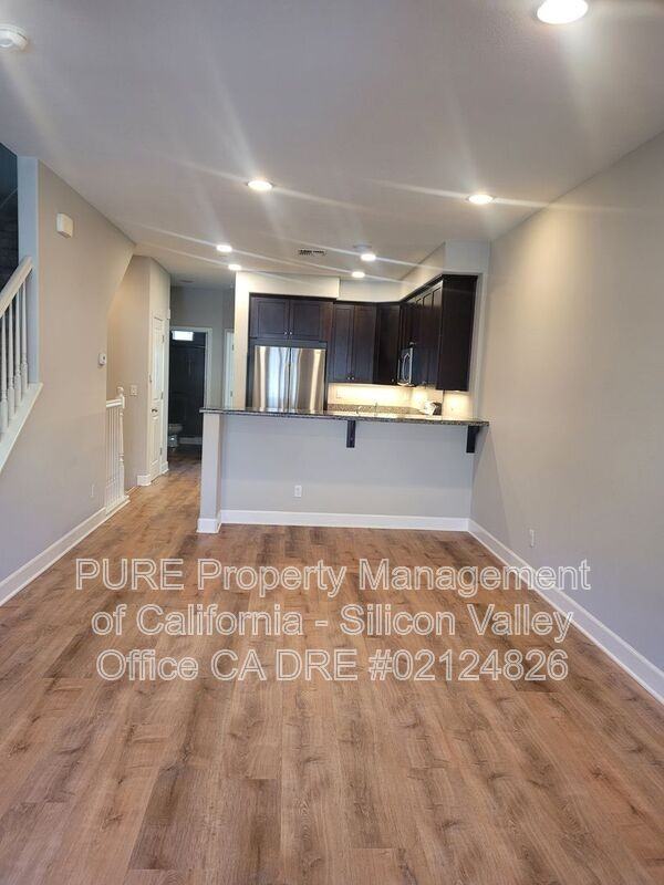 1105 Pepper Rd - Photo 3 of 17