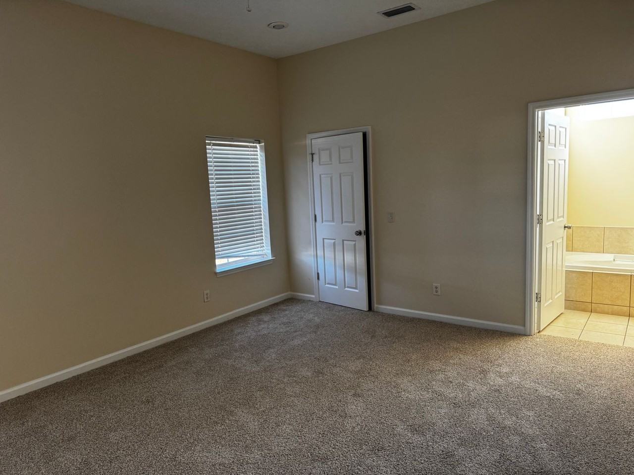 232 Skunk Valley Rd - Photo 4 of 15