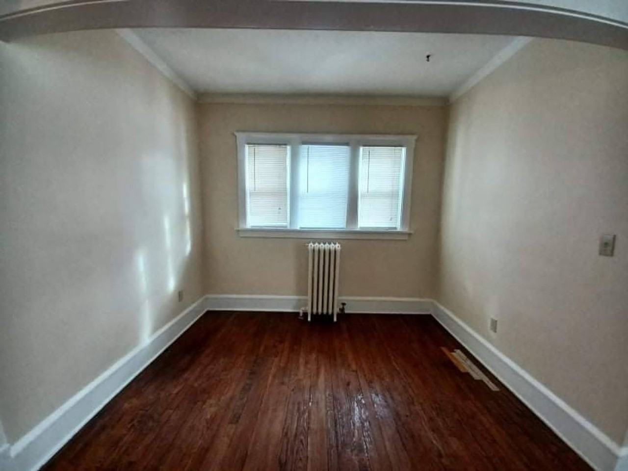 815 Garfield Ave - Photo 6 of 17