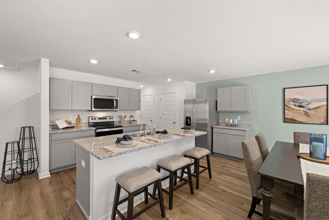 The Lakes at Statham - Photo 7 of 32