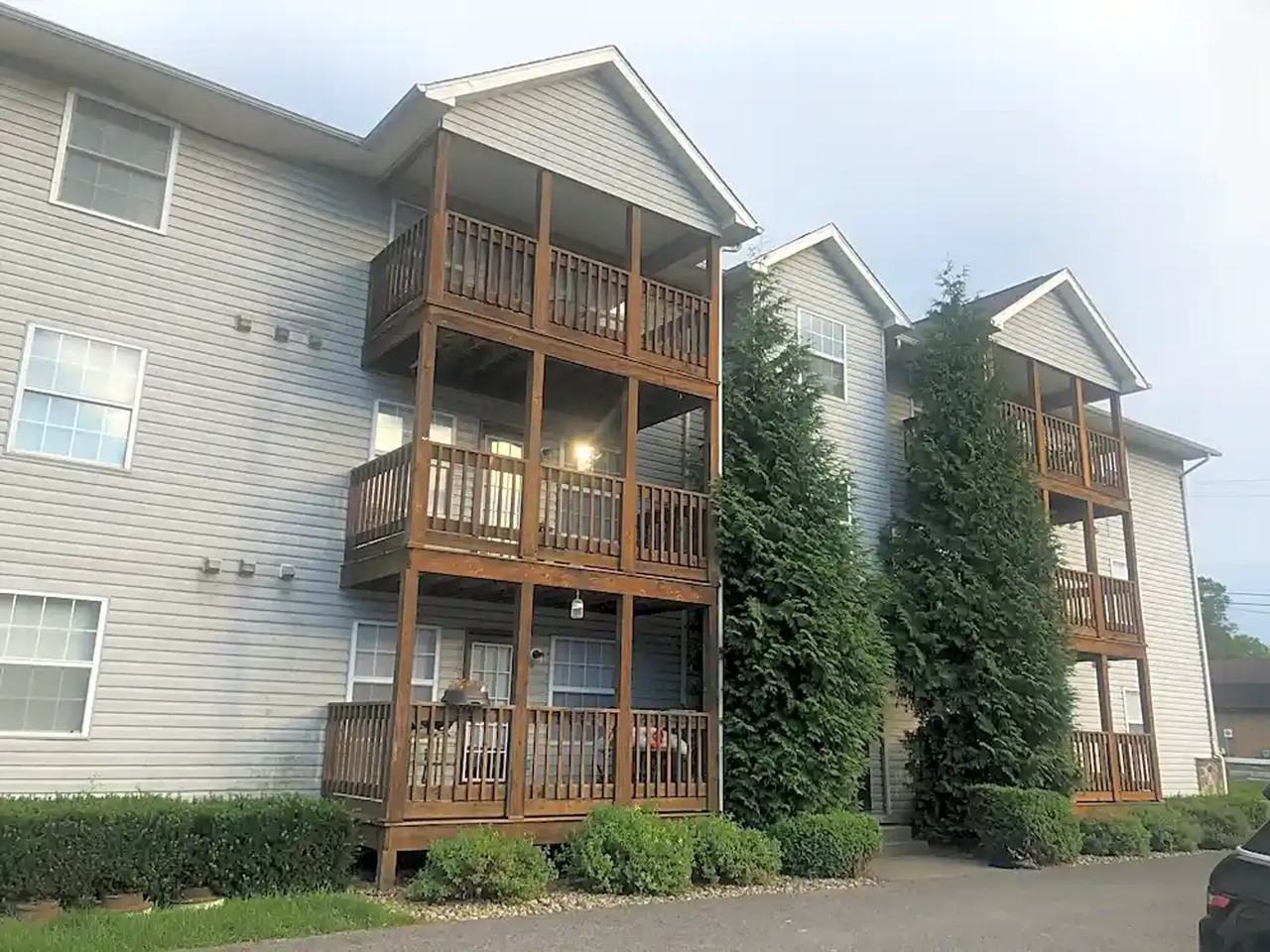 Hall Valley Apartments - Photo 7 of 7