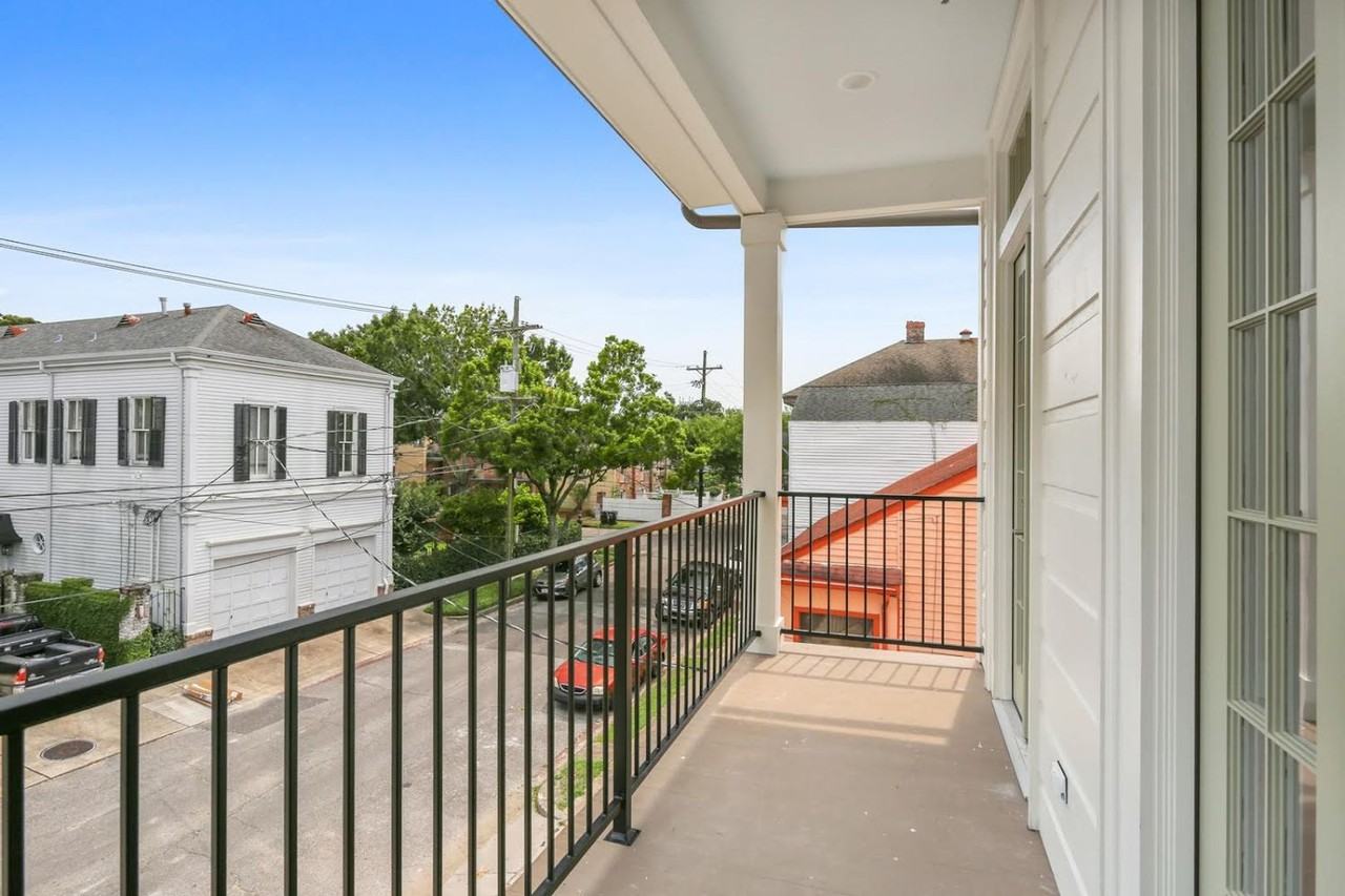 2617 Carondelet St #202 - Photo 4 of 7