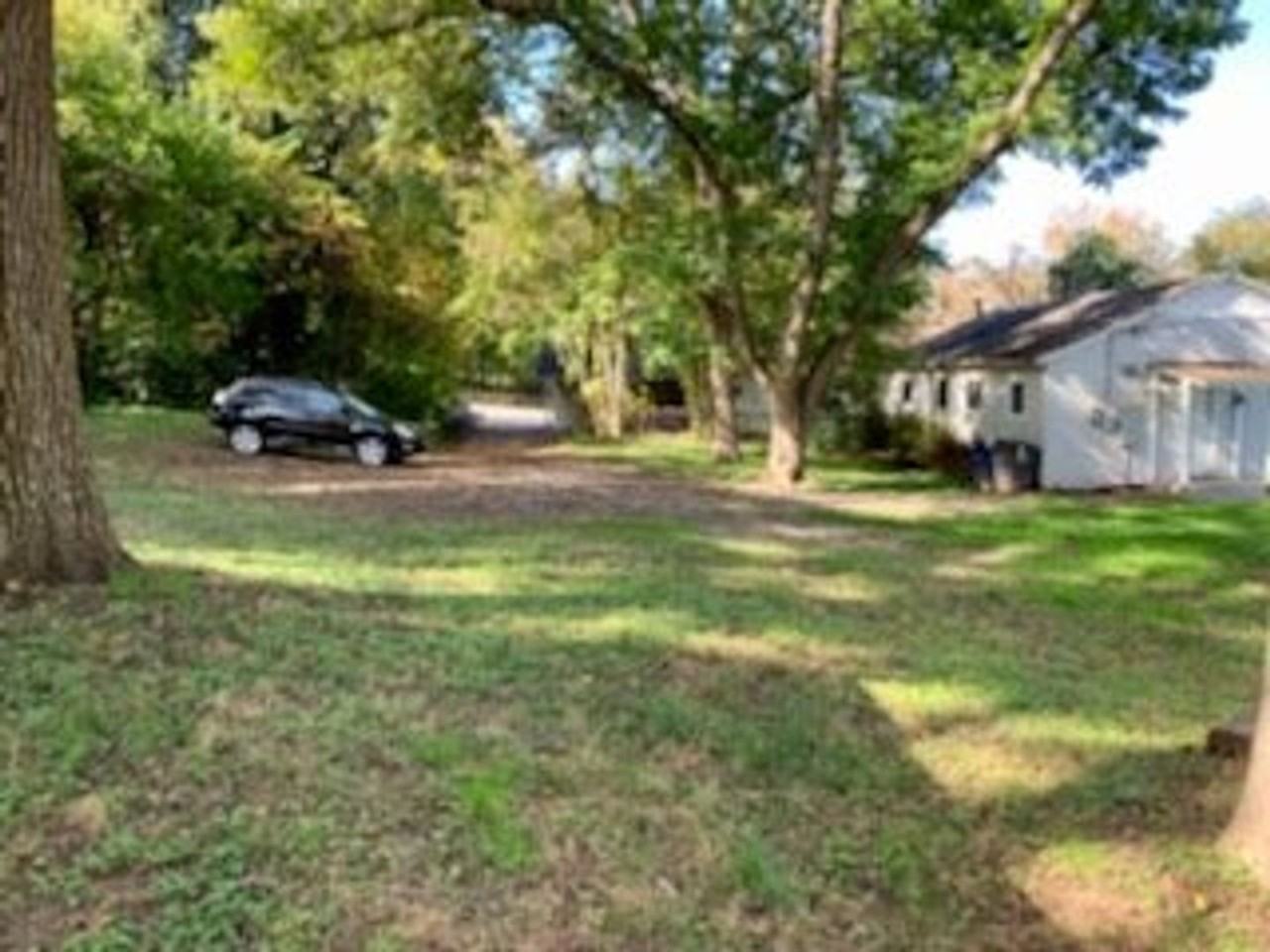 126 126 GLORIA AVE. - 126 GLORIA AVE. - Photo 4 of 10