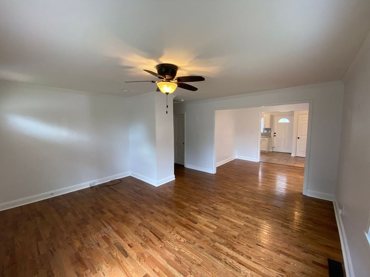521 Greystone Rd - Photo 3 of 17