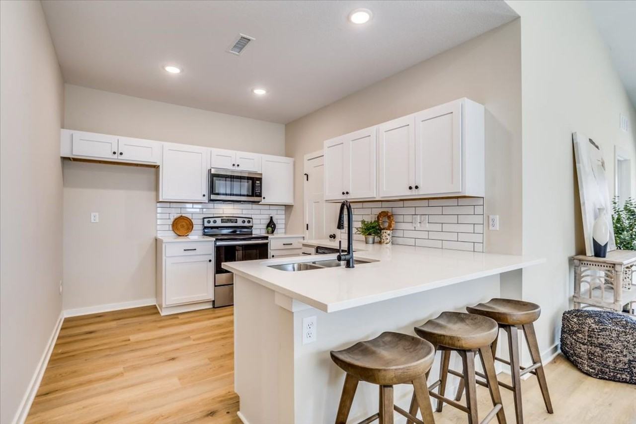 12454 W Fennec St - Photo 5 of 21
