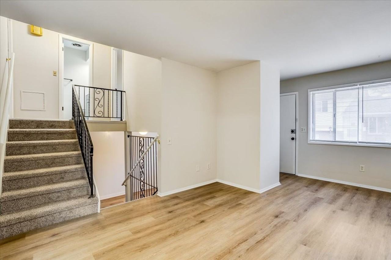 3109 E Funston St - Photo 2 of 12