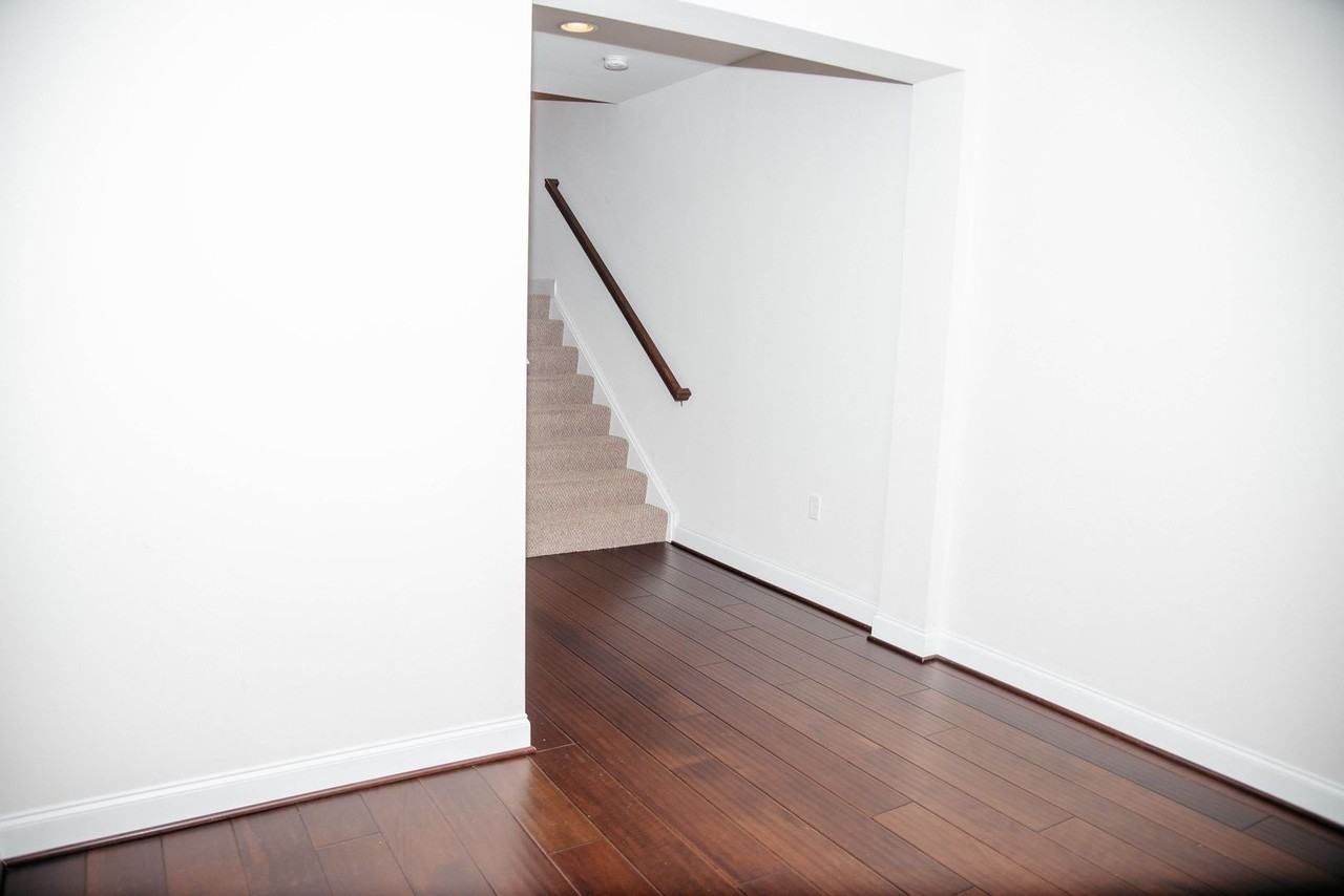 523 Fawn Ln - Photo 3 of 25