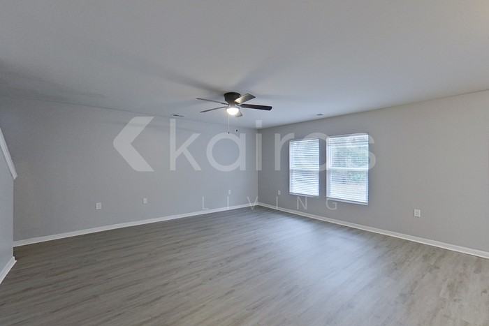 163 Lake Pamona Rd - Photo 2 of 25