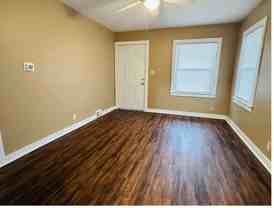 1301 S Elm St #B - Photo 1 of 1