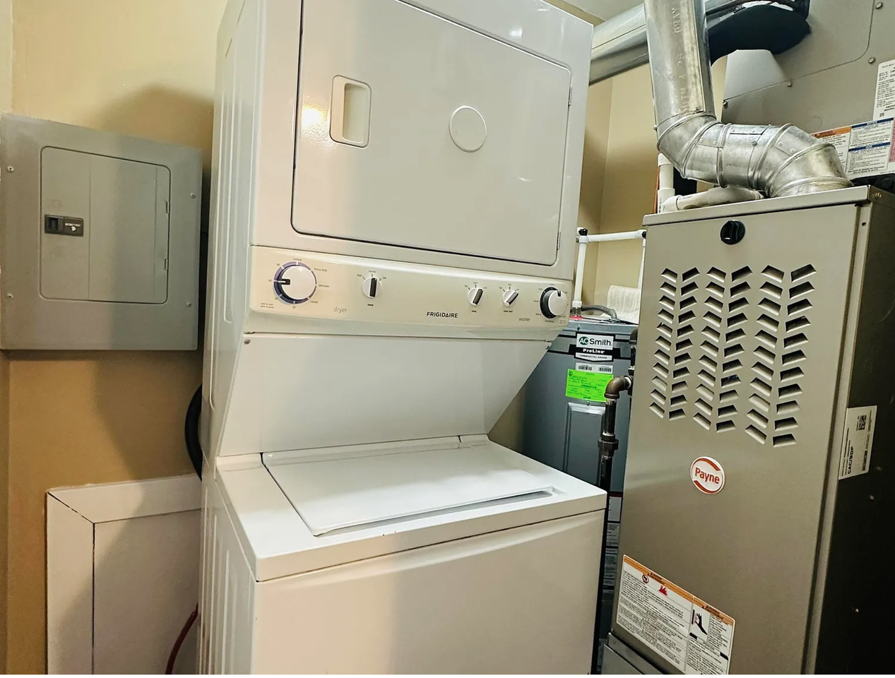 1301 S Elm St #B - Photo 6 of 8