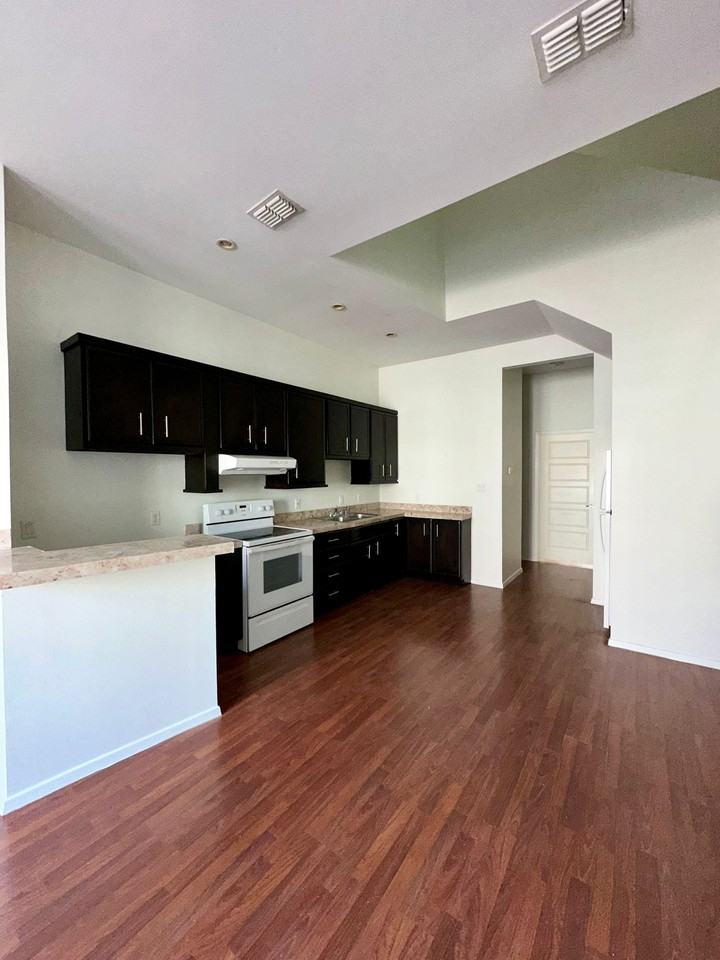 1300 Morwil St #1 - Photo 3 of 13