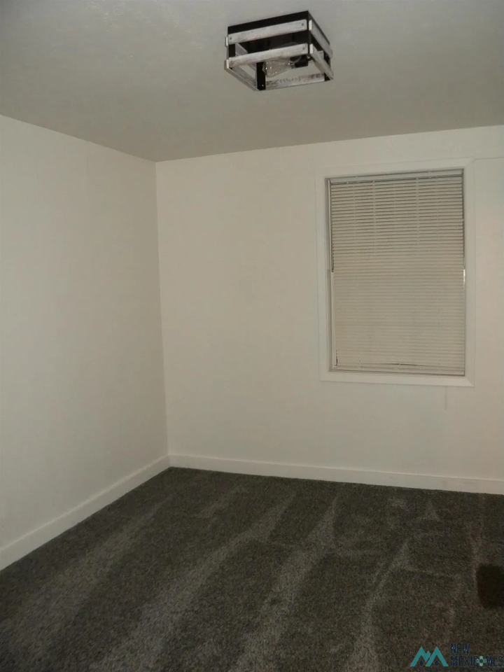 711 Miera St #NA - Photo 5 of 13