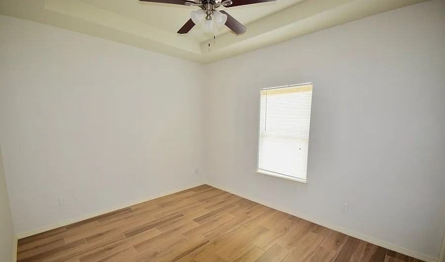 3708 Hawthorne Ave #1 - Photo 5 of 8