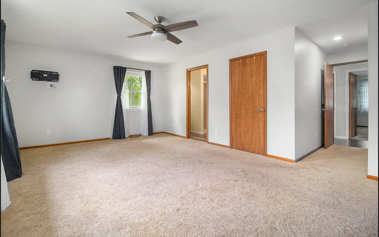 1950 Kemmer Rd #NA - Photo 3 of 33
