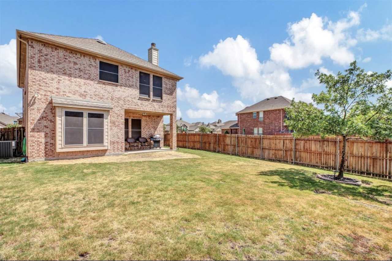 16048 Crosslake Ct #NA - Photo 6 of 23
