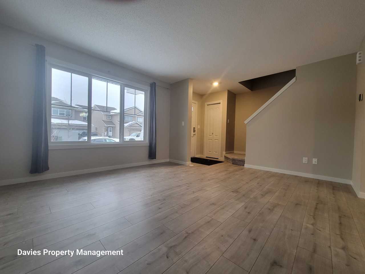 315 42 Ave Nw #1 - Photo 4 of 15