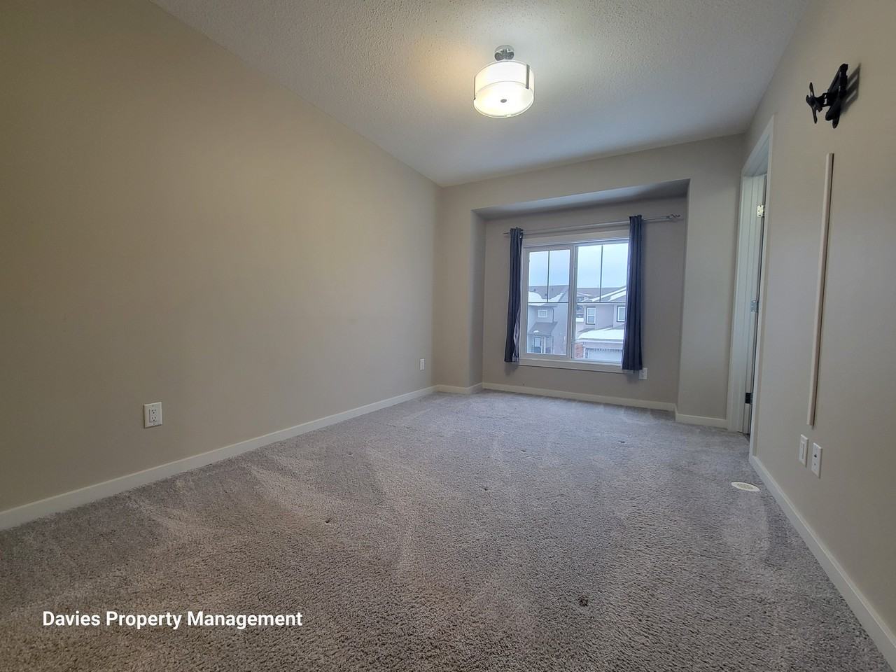 315 42 Ave Nw #1 - Photo 6 of 15